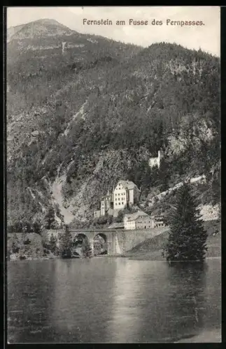 AK Fernstein am Fernpass, Ortsansicht mit Brücke vom Wasser aus