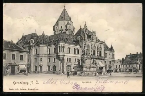 AK Korneuburg /N. Ö., Rathaus mit Säulendenkmal