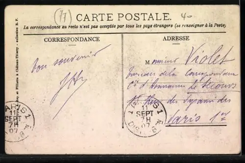 AK Coulommiers, Rue de Paris animée avec passants et commerces