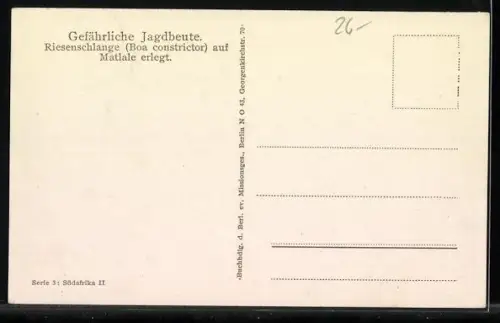 AK Matlale, Männer mit erlegter Boa constrictor