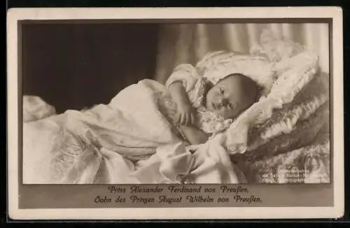 AK Prinz Alexander als Säugling