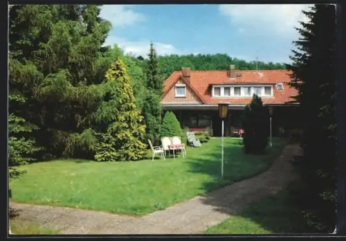 AK Behringen / Lüneburger Heide, Hotel Behringer Hof, Aussenperspektive mit Natur