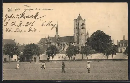 AK Ypres, Plaine d`Amour et l`Eglise St. Martin