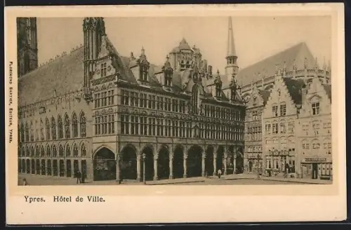 AK Ypres, Hotel de Ville