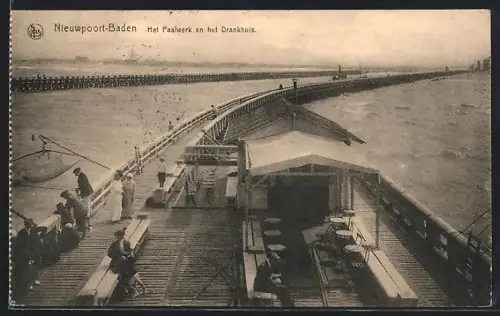 AK Nieuport-Bains, les estacades et la buvette