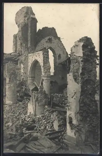 Foto-AK Poelkapelle, Die zerstörte Kirche von Poelkapelle 1917