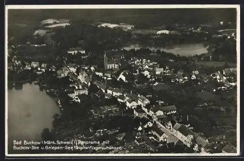 AK Bad Buckow /Märk. Schweiz, Panorama mit Buckow-See und Griepensee vom Flugzeug aus