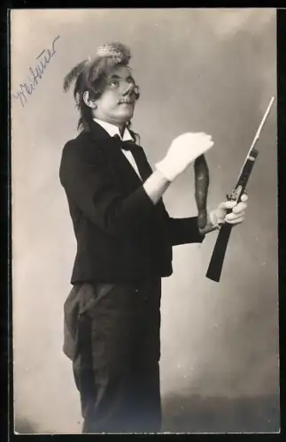 Foto-AK Mann im Kostüm zum Karneval