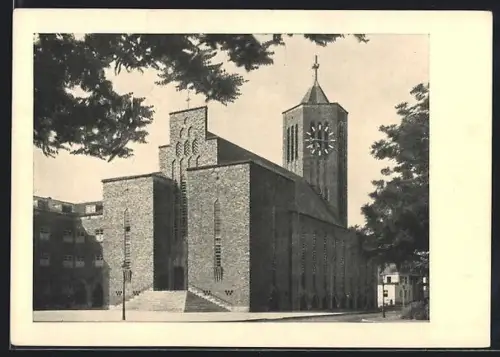 AK Frankfurt-Sachsenhausen, St. Bonifatius-Kirche, Aussenansicht