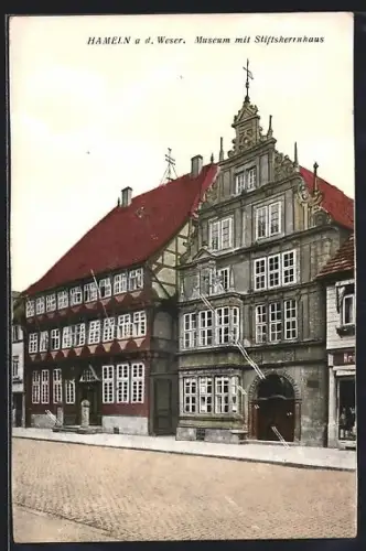 AK Hameln a. d. Weser, Museum mit Stiftsherrnhaus