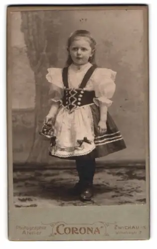 Fotografie Atelier Corona, Zwickau, junges Mädchen im Kostüm zum Fasching