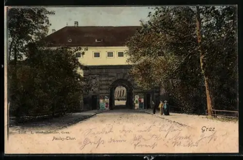 AK Graz, Paulus-Thor mit Gebäude u. Strasse