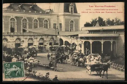 AK Bagnères-de-Bigorre /Hautes-Pyrénées, Défilé de la Fête des Fleurs au Casino