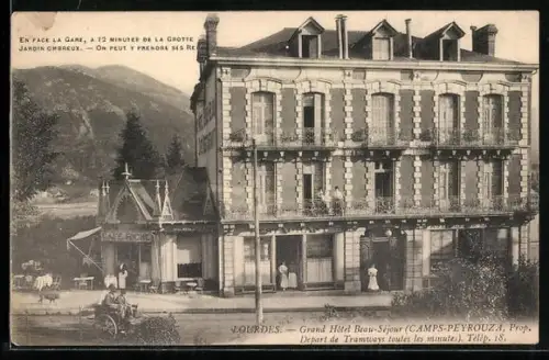 AK Lourdes, Grand Hôtel Beau-Séjour et Café Riche, départ de tramways toutes les minutes