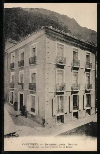 AK Cauterets, Pension pour Dames tenue par les Religieuses de la Croix