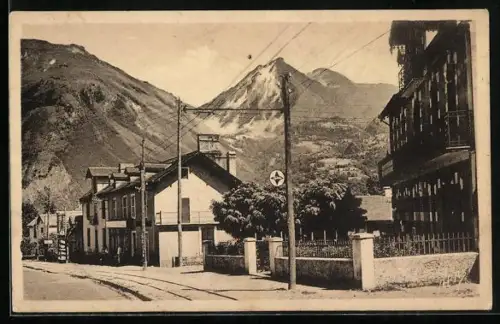 AK Pierrefitte-Nestalas /Hautes-Pyrénées, Avenue de la Gare