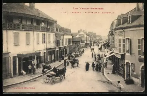 AK Tarbes /Hautes-Pyrénées, Avenue de la Patte-d`Oie avec charrettes et piétons