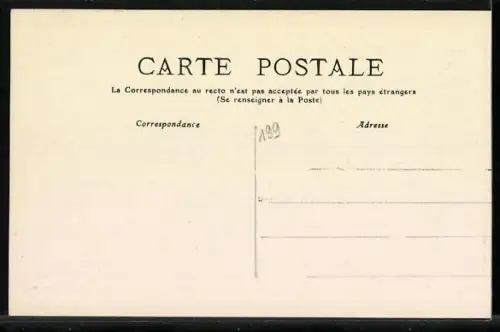 AK Lourdes, Les Piscines avec foule et charrettes devant les Pyrénées