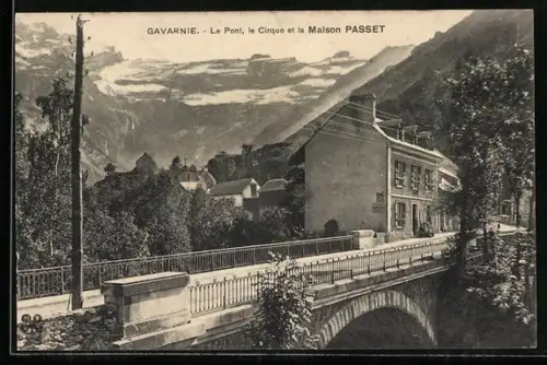 AK Gavarnie, Le Pont, le Cirque et la Maison Passet