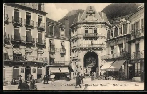 AK Cauterets, La Place Saint-Martin, Hôtel du Parc