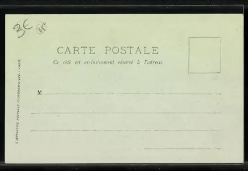 AK Le Lautaret, vue des bâtiments avec montagne en arrière-plan