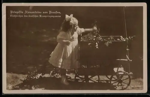 AK Prinzessin Alexandrine von Preussen, Töchterchen des deutschen Kronprinzenpaares