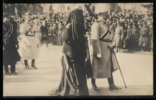 Foto-AK Beisetzung der Kaiserin Auguste Victoria, Kronprinzessin und Familie
