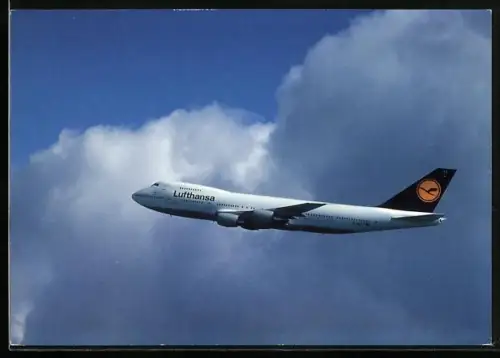 AK Boeing 747-200 der Lufthansa am Himmel