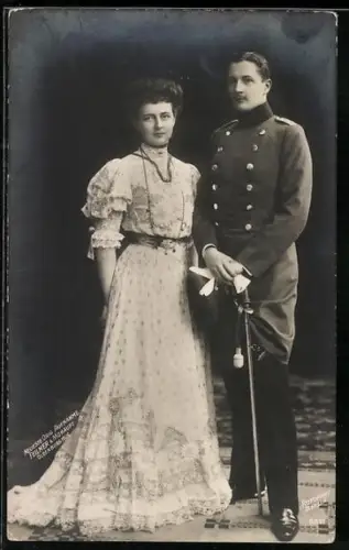 AK Prinzessin Sophie Charlotte mit ihrem Gemahl, Prinz Eitel Friedrich von Preussen