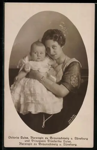 AK Victoria Louise Herzogin von Braunschweig & Lüneburg & Prinzessin Friederike Luise