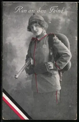 AK Ran an den Feind, Fräulein Feldgrau in Uniform