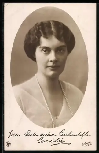 AK Kronprinzessin Cecilie von Preussen mit Schmuck, Brustbild, gerahmte Ansicht