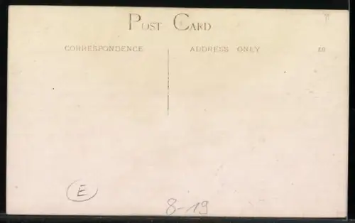 AK Discharging the Granaries, Arbeiter beim Füllen von Säcken