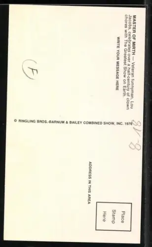 AK Clown Lou Jacobsmit einem Hund auf dem Schoss