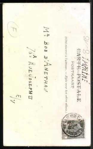 AK Clown mit Weinflasche, Mann im Porträt