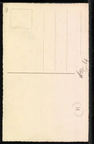 AK junge Frau im Kleid betrachtet Blüten