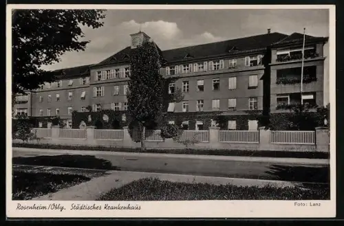 AK Rosenheim / Obbay., Vor dem Städtischen Krankenhaus