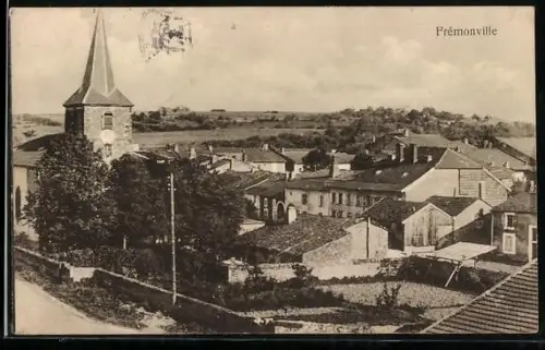 AK Fremonville, Ortsansicht mit Kirche