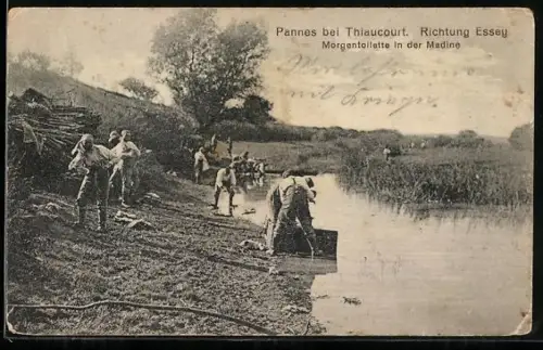 AK Pannes /Thiaucourt, Madinepartie mit Soldaten bei der Morgentoilette