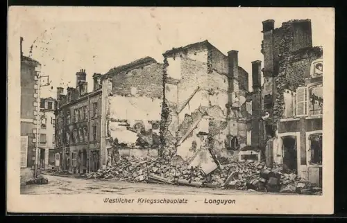 AK Longuyon, Zerstörte Häuserreihe