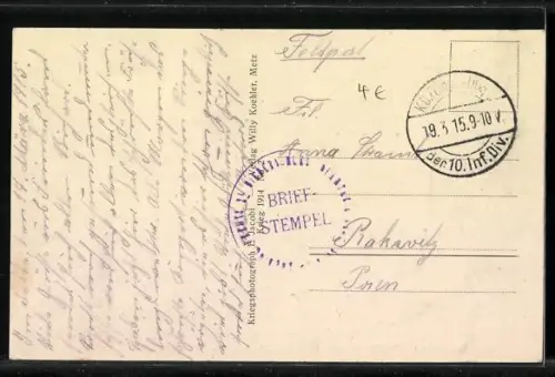 AK Rouvres, Strasse mit Kriegsruinen, Kirche, Brunnen