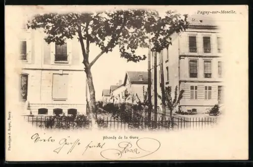 AK Pagny-sur-Moselle, Abords de la Gare