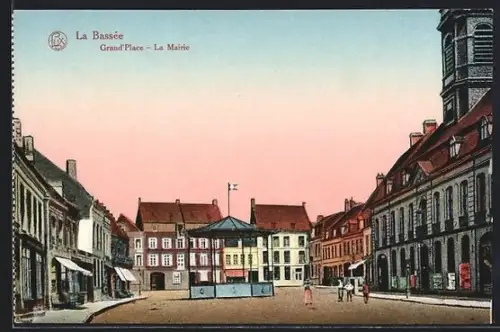 AK La Bassée, Grand`Place, La Mairie
