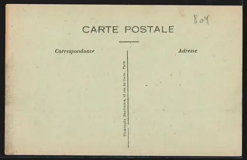 AK Ham /Somme, La France reconquise 1720-1917, Les Ruines, Au 1er plan 3 gros obus non explosés