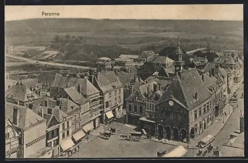 AK Peronne, Strassenpartie mit Cafe du Commerce