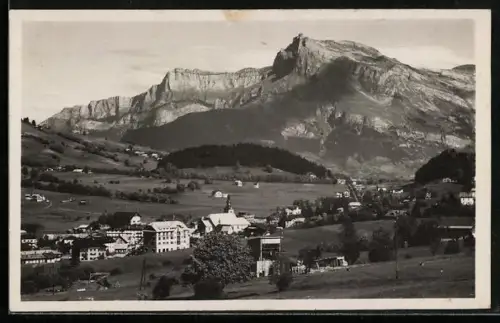 AK Megève, Station estivale et l`Aiguille de Varan