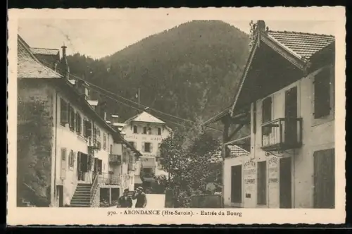AK Abondance, Entrée du Bourg