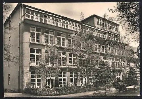 AK Potsdam-Babelsberg, Oberlinhaus mit Grünanlagen