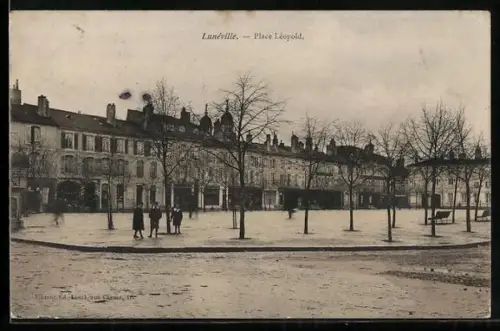 AK Lunéville, Place Léopold