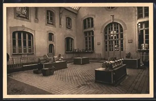 AK Zuydcoote /Nord, Sanatorium National Vancauwenberghe, La Cour de la Cuisine et ses machines